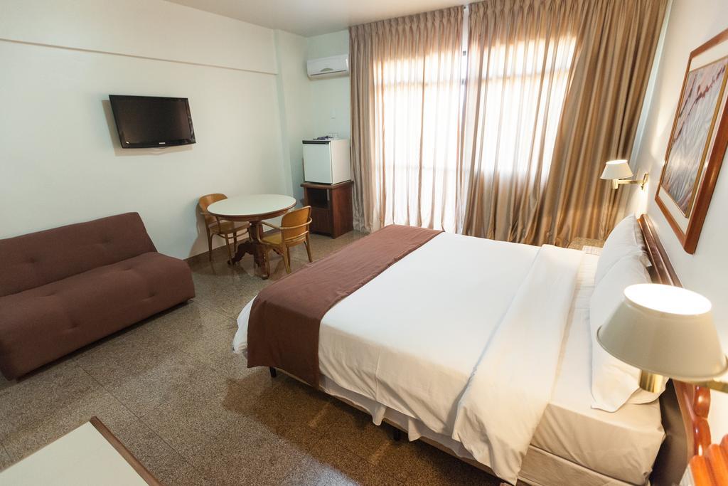 Dimas Lessa Hotel Montes Claros Exterior photo