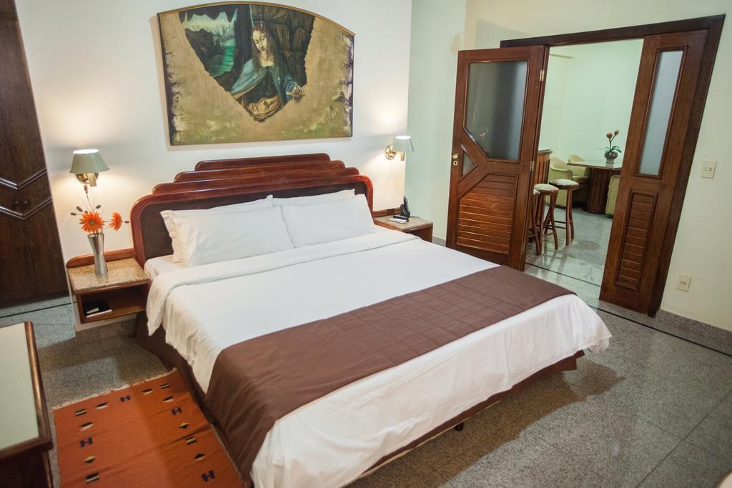 Dimas Lessa Hotel Montes Claros Exterior photo