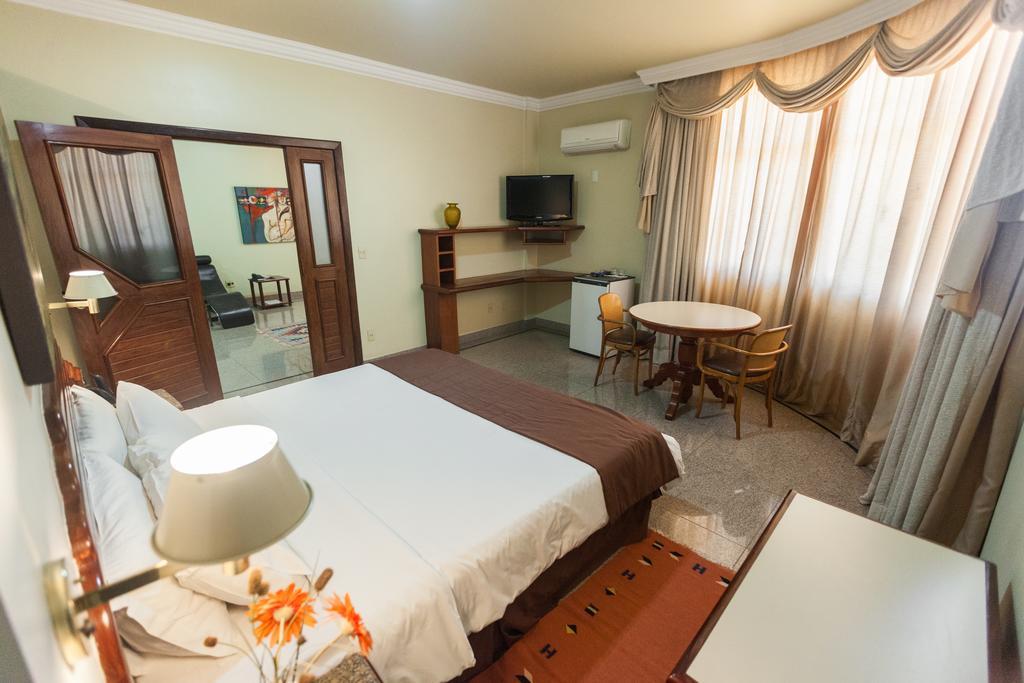 Dimas Lessa Hotel Montes Claros Exterior photo